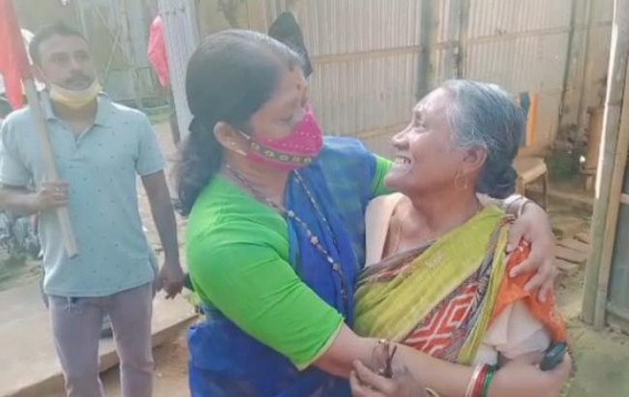 Left Front ahead in Municipal Poll Campaigning in Tripura Left Front ahead in Municipal Poll Campaigning in Tripura